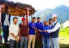 दुहुँका बाढी पहिरो पिडितलाई इन्भेस्टमेन्ट बैंकको सहयोग