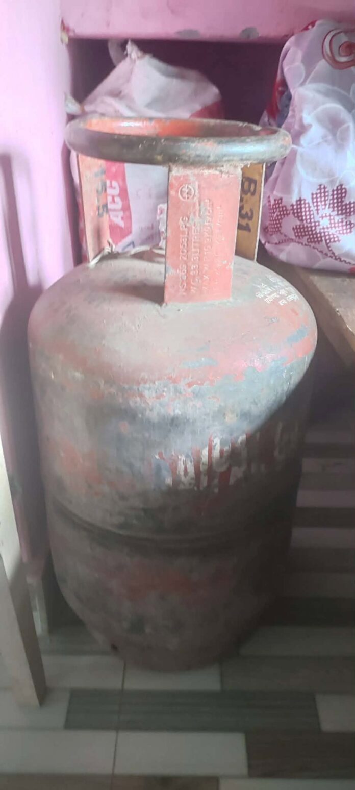 Gas Cylinder
